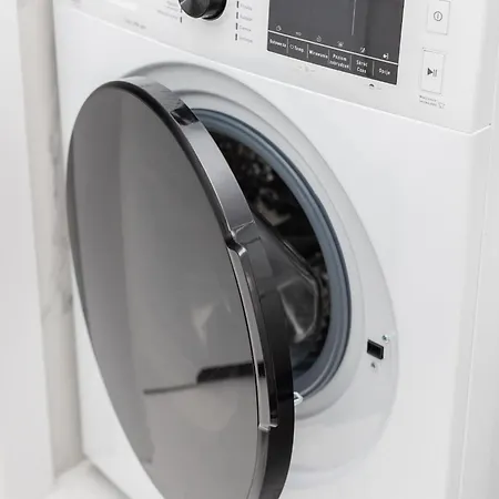 Apartment Classy & Prestigious Next To The Metro Station By Renters *