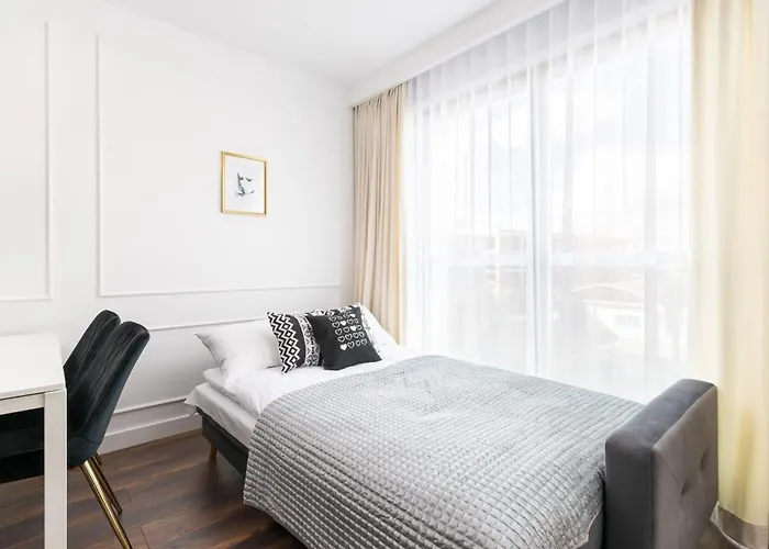 Apartman Classy & Prestigious Next To The Metro Station By Renters